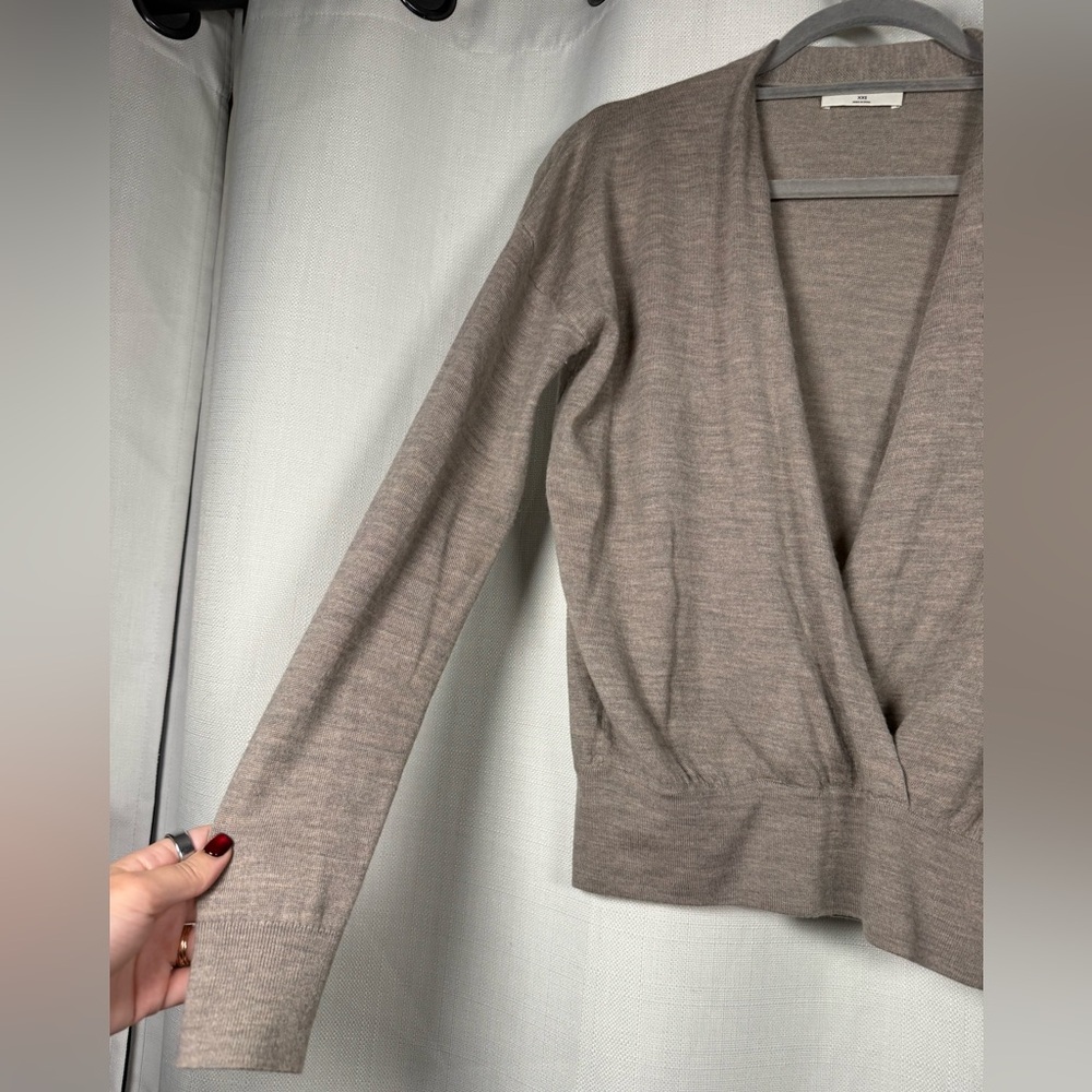 Babaton by Aritzia Merino Wool Tan Surplice Plunge Jotham Sweater XXS - Picture 7 of 9